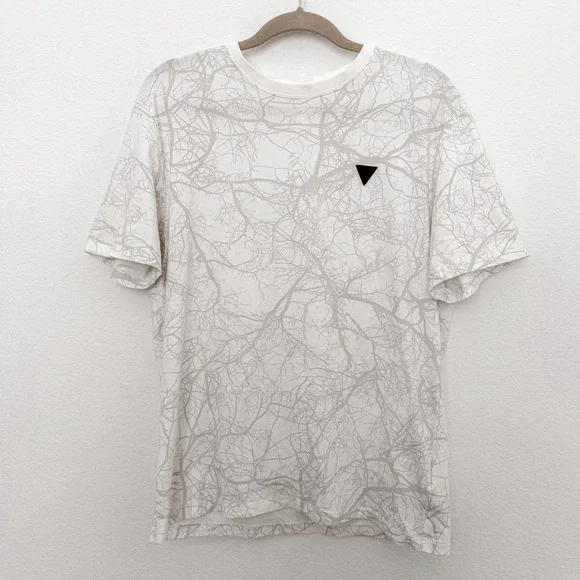 Y2K Guess Mens T-Shirt‎ Lot Size L White Green Graphic Streetwear Logo Casual - Picture 2 of 10